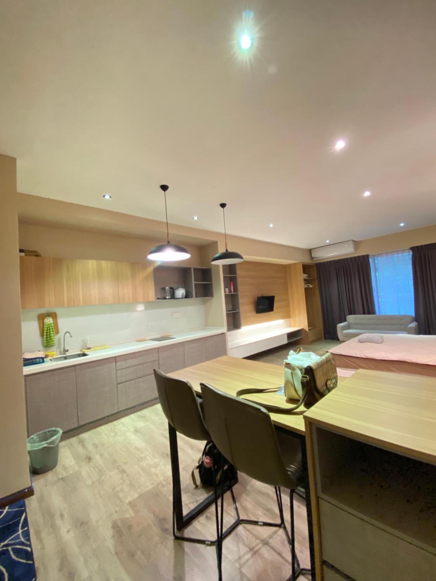 Soulmate Studio Room Tanjong Aru Экстерьер фото